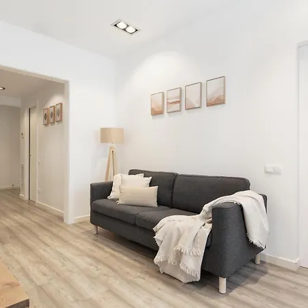 Keyfamily Chic Studio Apartment *